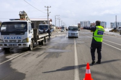 DBB'den korsan taksi ve servis denetimi