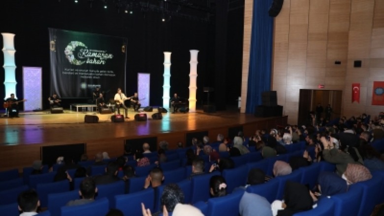 Uğur Işılak kulakların pasını sildi
