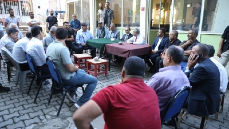 Vali Su, Silvan ve Hazro ilçelerinde vatandaşlarla bir araya geldi